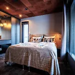 Villa Hideout - Elvin