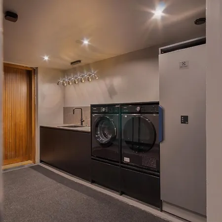 Hideout - Elvin Βίλα