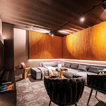 Hideout - Elvin 别墅 列维